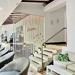 Cozy Hideout - מלון דירות 4*