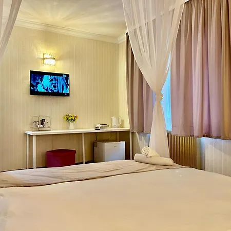 Ξενοδοχείο με διαμερίσματα Cozy Hideout - 4*