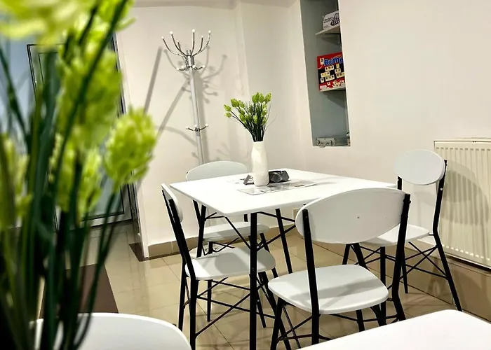 Cozy Hideout - Aparthotel