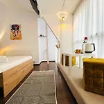Ξενοδοχείο με διαμερίσματα Cozy Hideout -