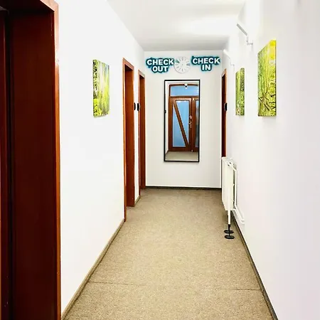 Cozy Hideout - Апарт-отель 3*