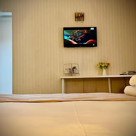 Апарт-отель Cozy Hideout -