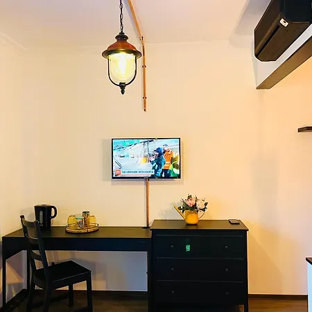 Cozy Hideout - Апарт-отель