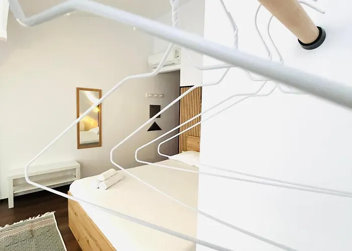 Cozy Hideout - Aparthotel Timişoara